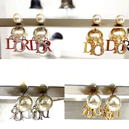 シルバー（銀色）系 Dior(ディオール) ピアス(レディース) 